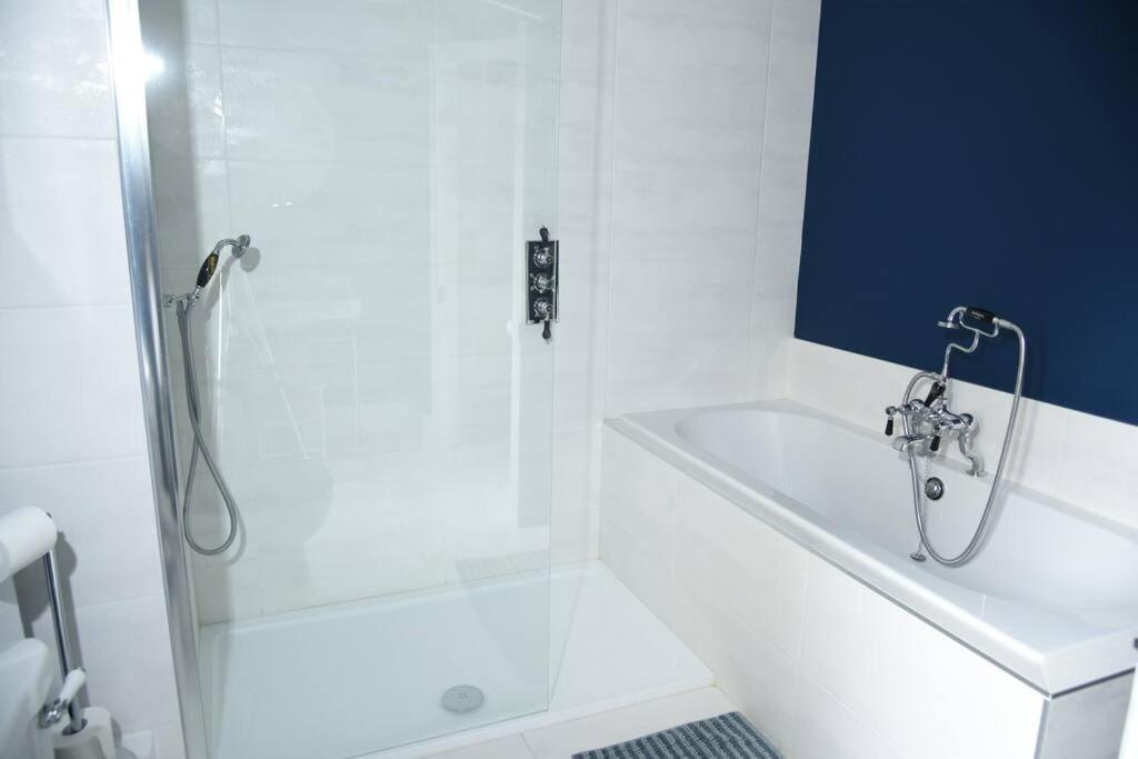 Cotswold Dog-Friendly Holiday Home 스트라우드 외부 사진