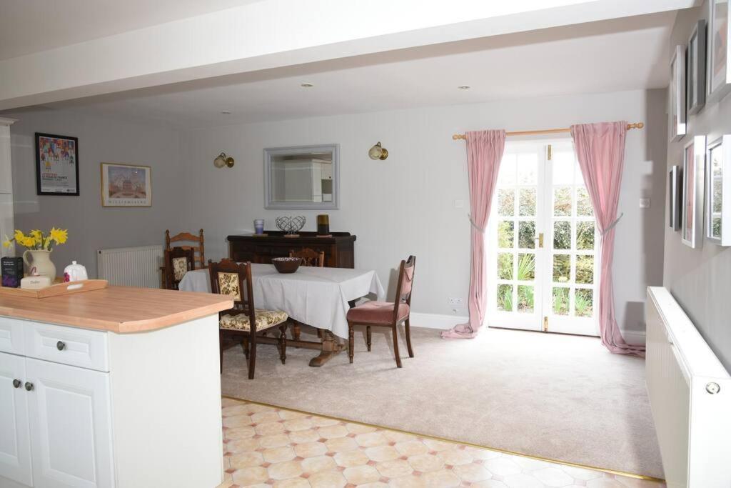 Cotswold Dog-Friendly Holiday Home 스트라우드 외부 사진